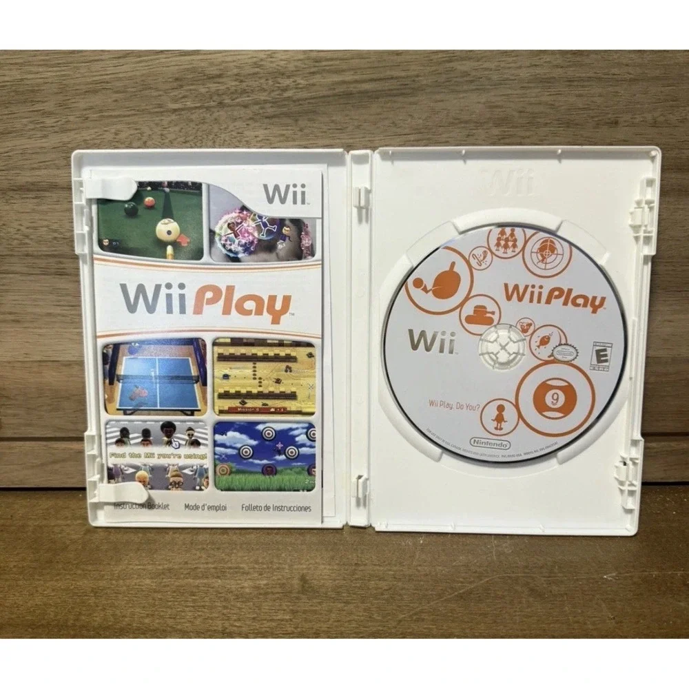 Wii Play Nintendo Wii Game CIB- Complete W/ Manual - Tested & Working